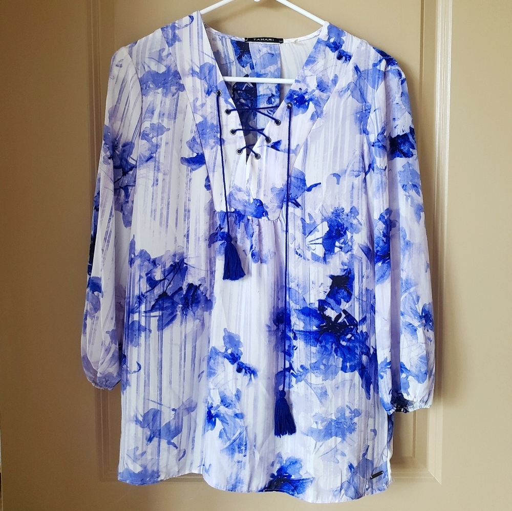 NWOT Tahari Floral Tunic/Blouse